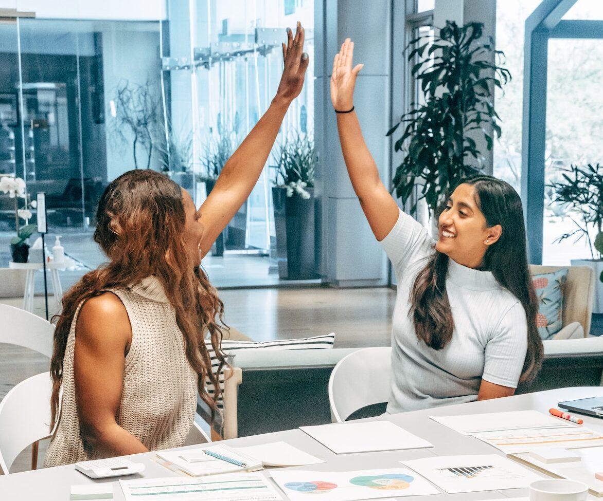 8 Less Common Benefits to Keep Your Employees Happy and Motivated ...